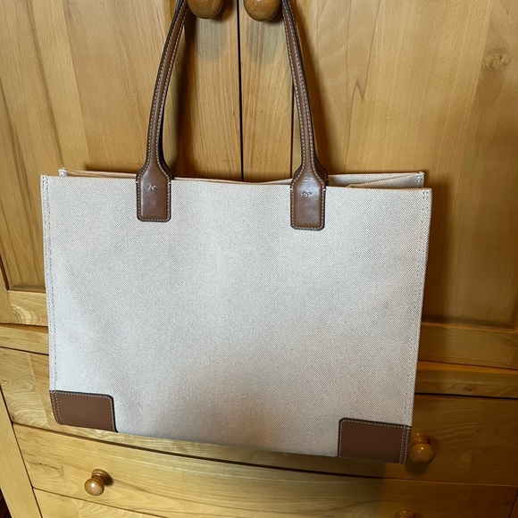 Tory Burch Ella Tote Bag In Ivory Mountain Paisley NWOT - Picture 2 of 6